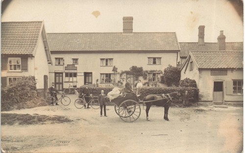 Saxlingham bei norwich - norwich., post